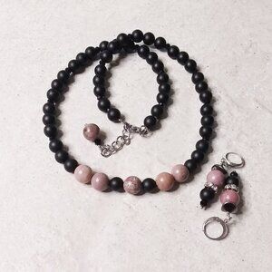 Pink Rhodonite Necklace & Dangle Earrings — Elegant, Soft, Business‑Ready